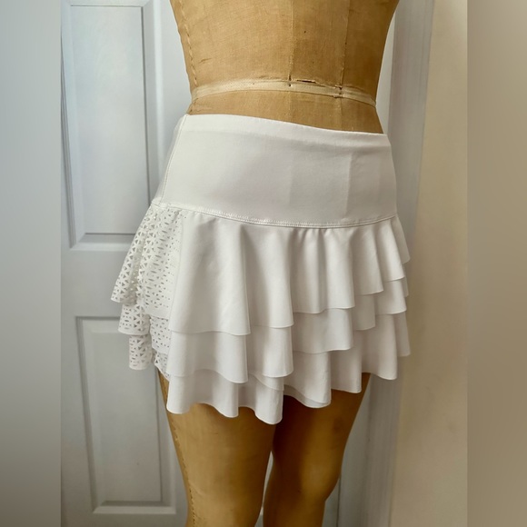 Lucky In Love Laser Cut White Layered Tennis Skirt Skort Shorts S Small - Picture 1 of 6